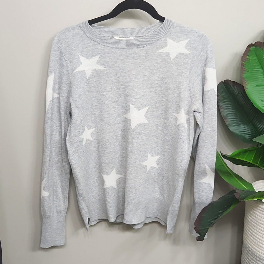 Time and Tru, Med, Gray with White Stars Sweater